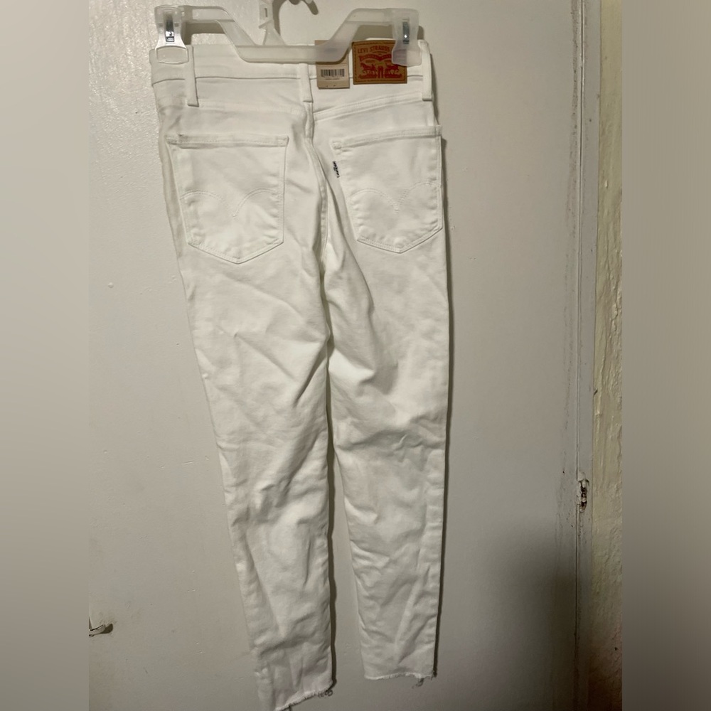 BNWT High rise skinny ankle Levi jeans size 00w24